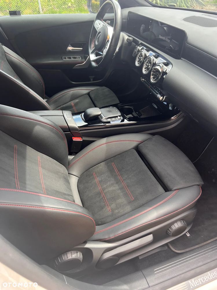 Mercedes-Benz Klasa A 250 E AMG Line 8G-DCT - 12