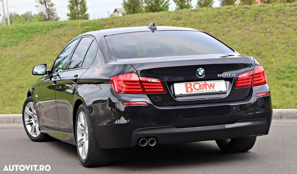 BMW Seria 5 520d Aut. - 9