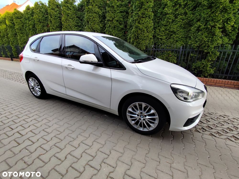 BMW Seria 2 216d - 3