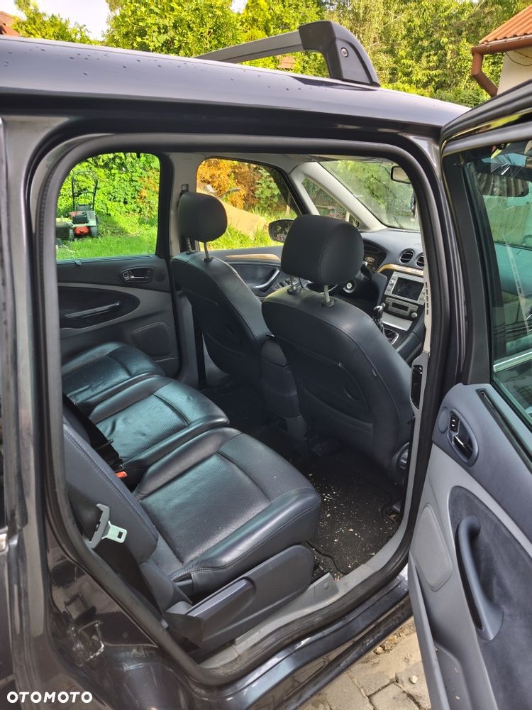 Ford Galaxy - 1