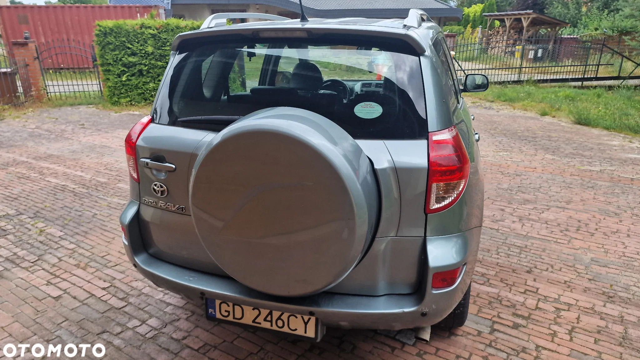 Toyota RAV4 2.0 VVT-i Premium - 8