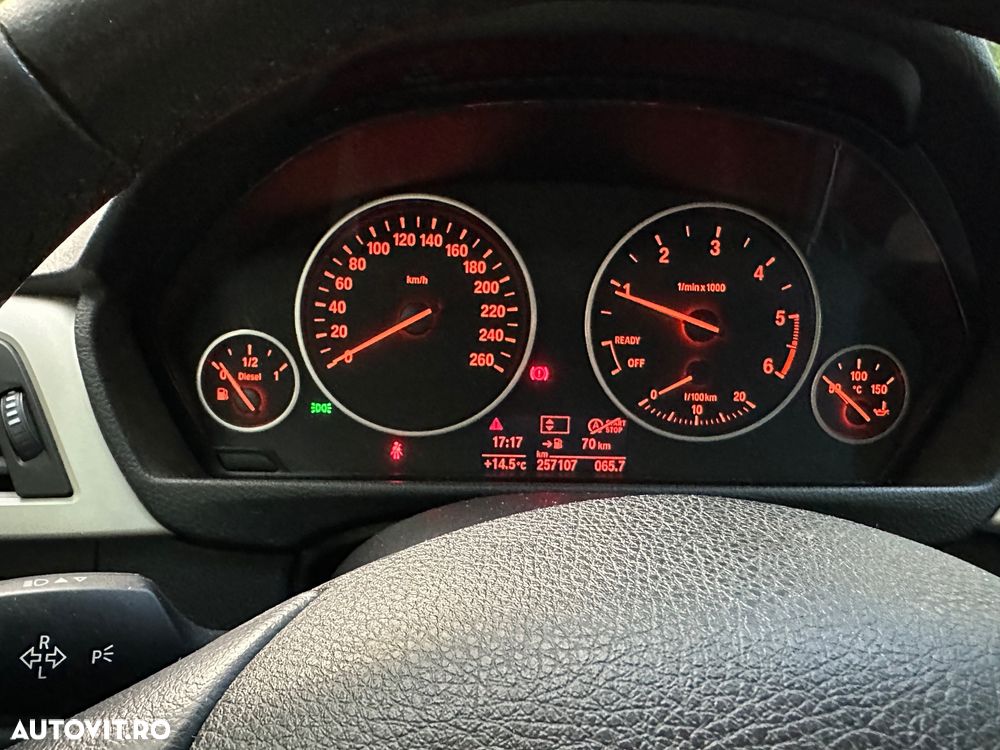 BMW Seria 3 318d - 6