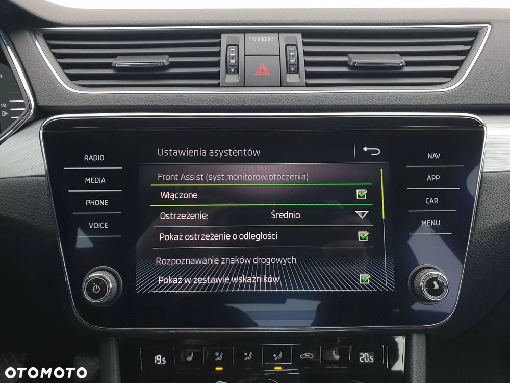 Skoda Superb 1.5 TSI Ambition - 23