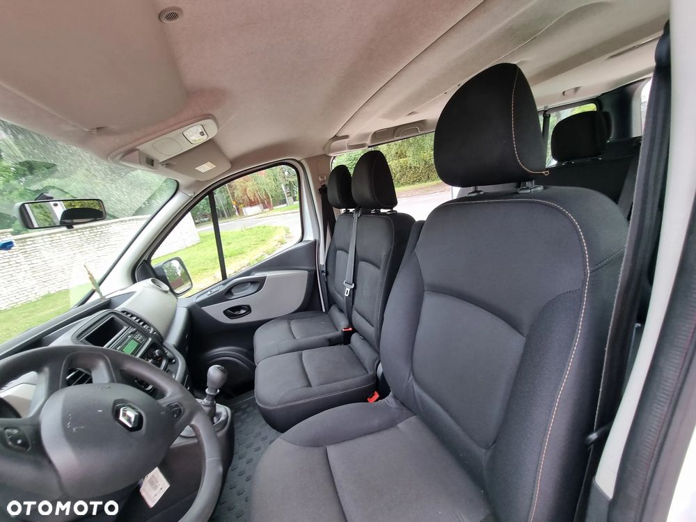 Renault Trafic - 26