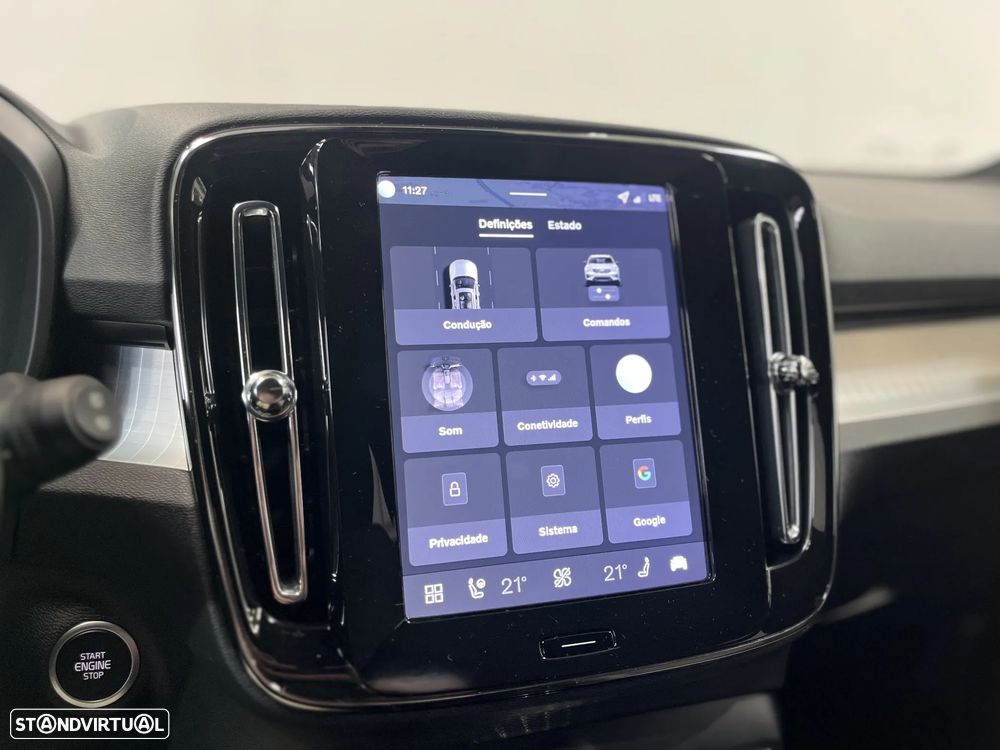 Volvo XC 40 2.0 B3 Black Edition - 33