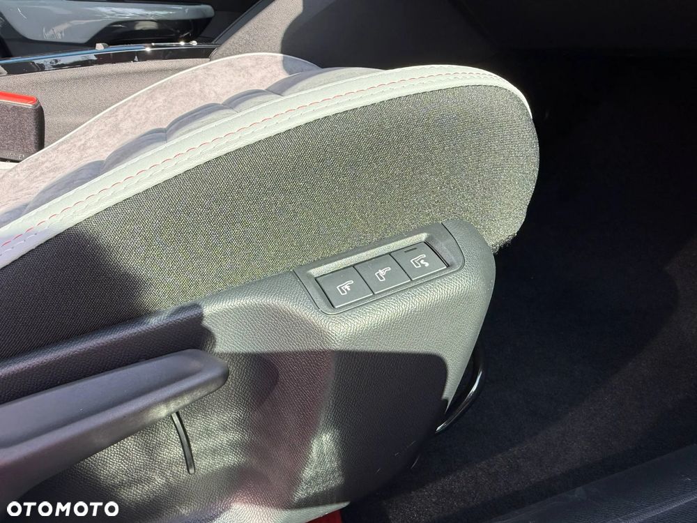 Citroën C4 1.2 mHEV Max eDCT6 - 9