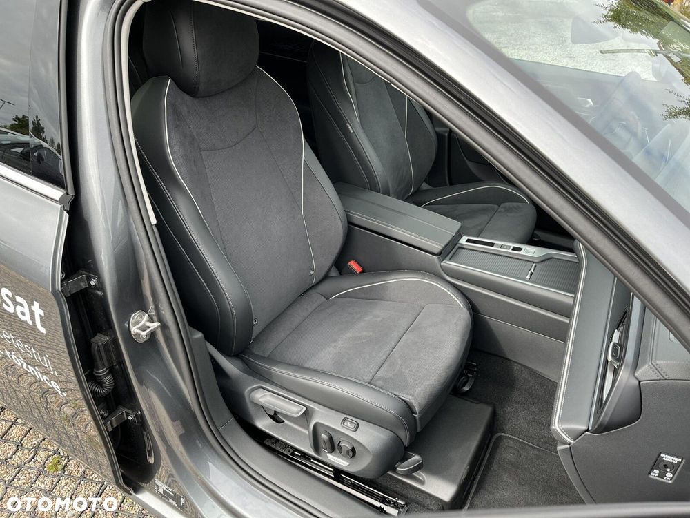 Volkswagen Passat - 14