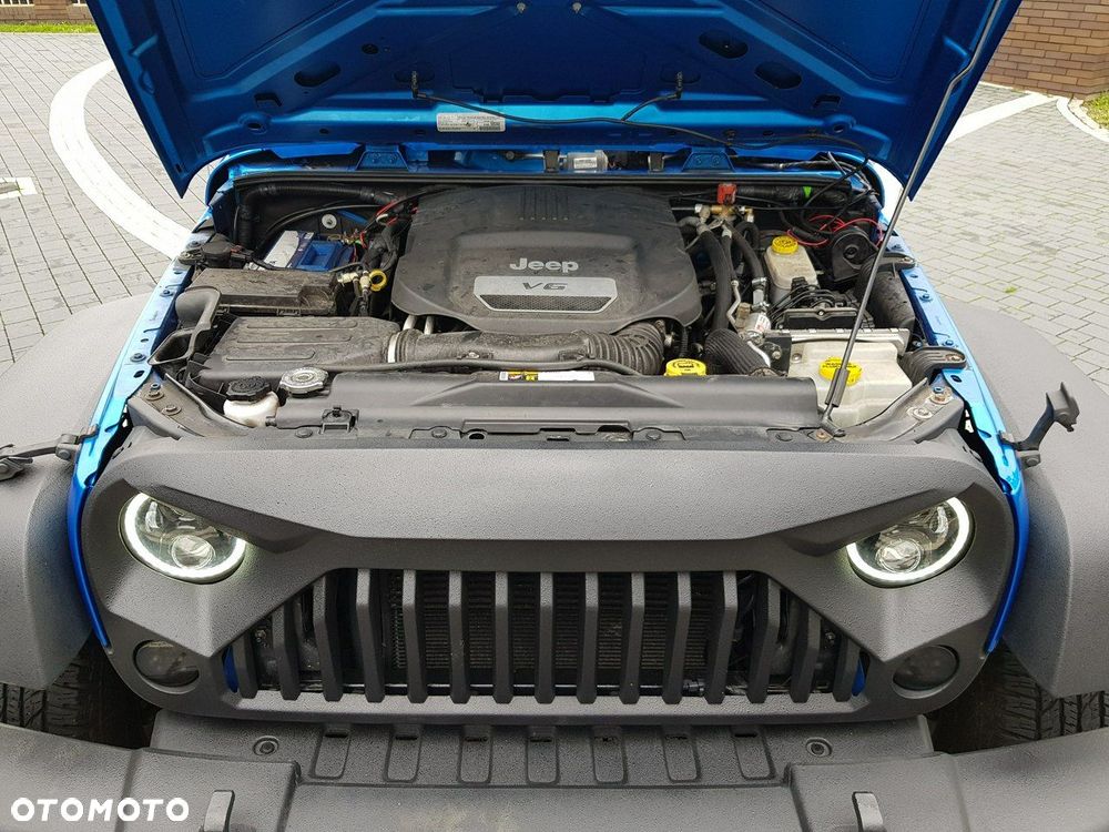 Jeep Wrangler - 16