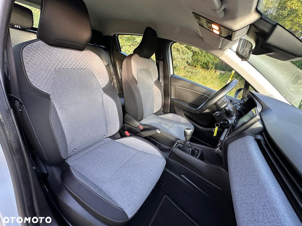 Renault Clio - 20