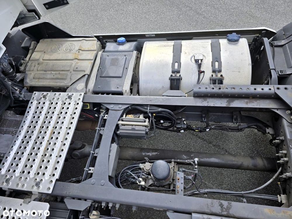 Renault GAMA T480 - 21