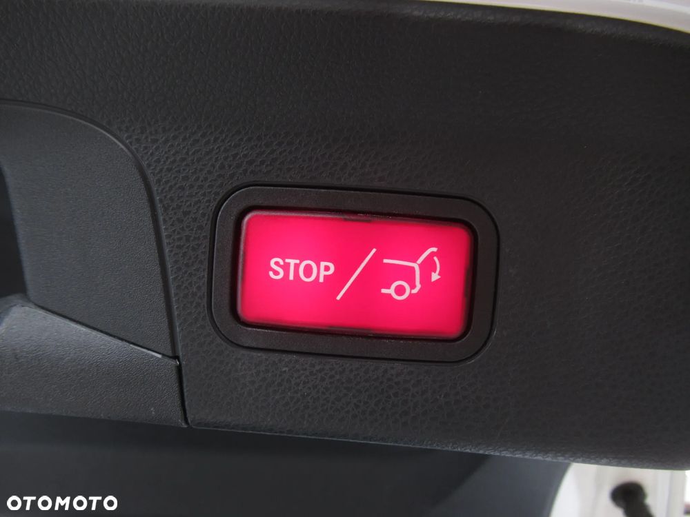 Mercedes-Benz GLC 220 d 4-Matic - 38