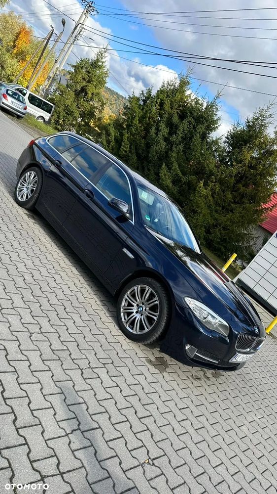 BMW Seria 5 520d - 11