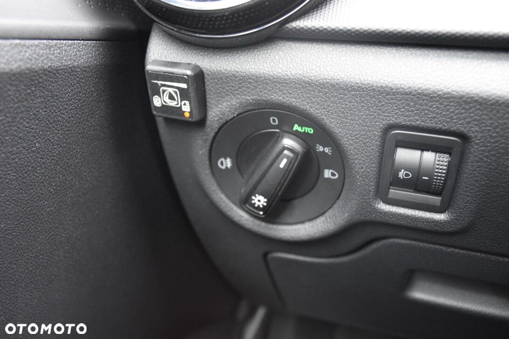Skoda Fabia 1.0 Ambition - 19