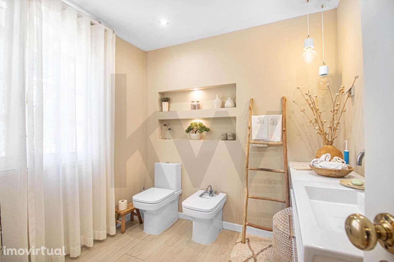 Elegância Clássica e Conforto Moderno: Moradia T4 com Piscina em Santo - Grande imagem: 5/58