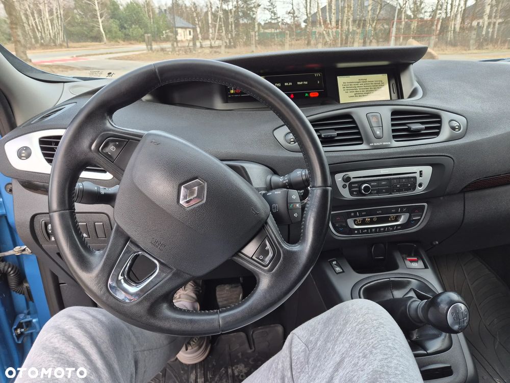 Renault Scenic 1.6 16V 110 TomTom Edition - 12