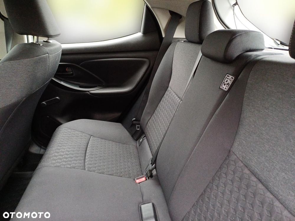 Toyota Yaris Hybrid 1.5 Comfort - 12