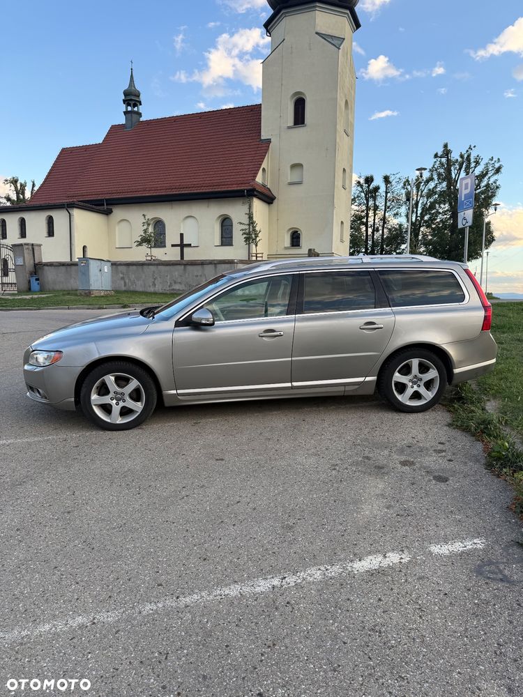Volvo V70 2.0D Summum - 11