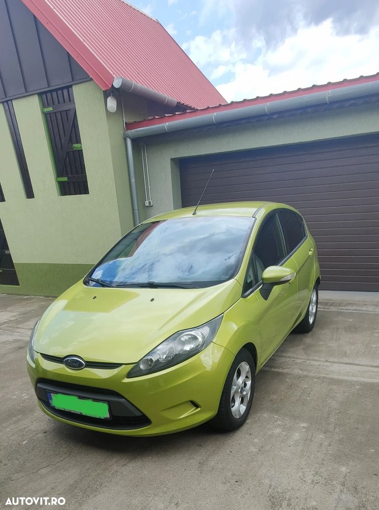 Ford Fiesta - 2