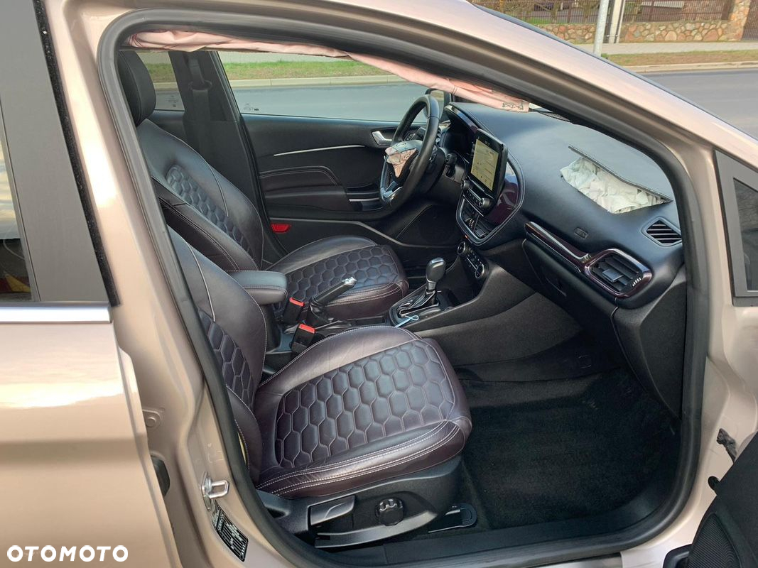 Ford Fiesta 1.0 EcoBoost Powershift Individual - 34