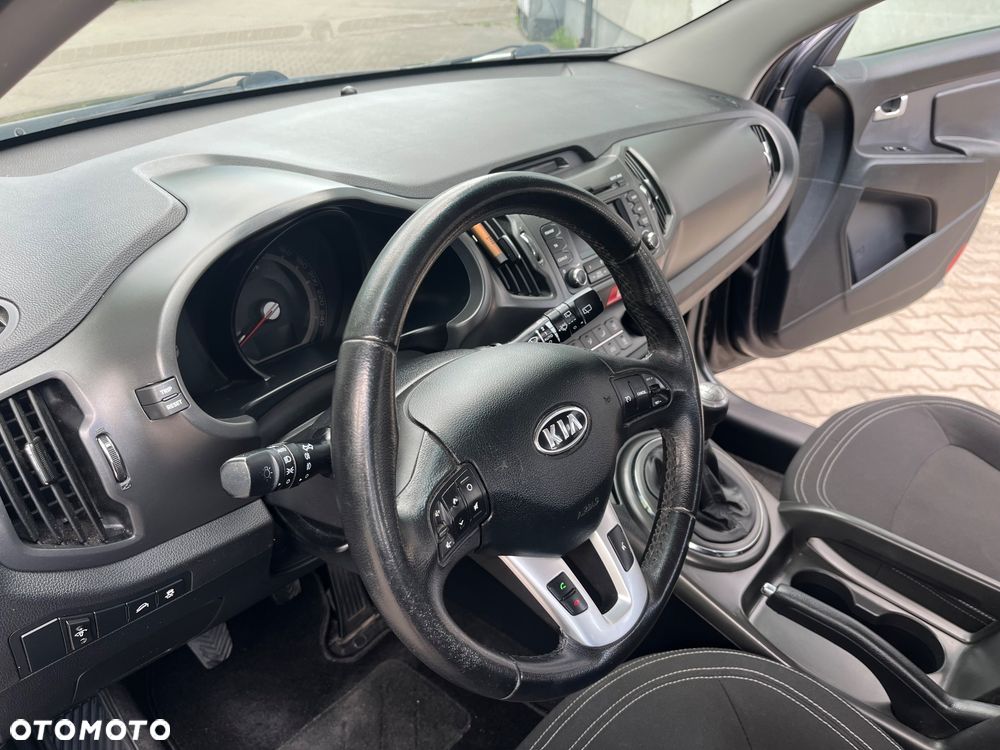 Kia Sportage 2.0 CVVT 2WD Spirit - 11