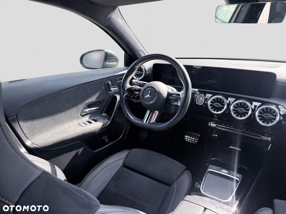 Mercedes-Benz Klasa A 2023