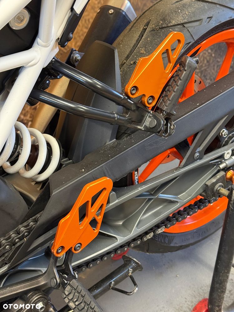 KTM Duke 390 - 13