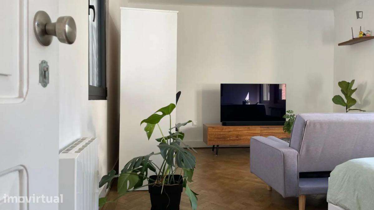 Quarto - localizado em Aveiro - Grande imagem: 2/27
