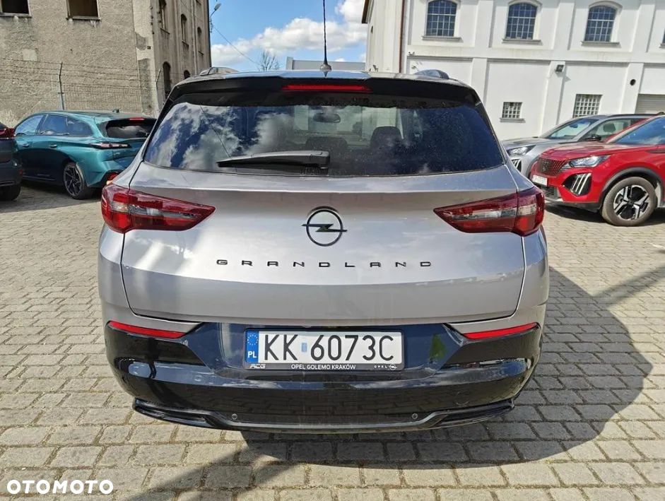 Opel Grandland X 1.2 T GPF Design Line S&S - 17