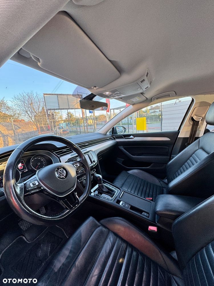 Volkswagen Passat 2.0 TDI BMT Highline DSG7 - 18