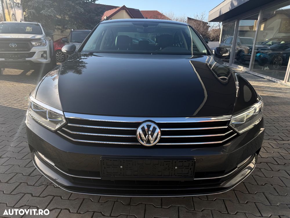 Volkswagen Passat 2.0 TDI SCR DSG Highline - 6