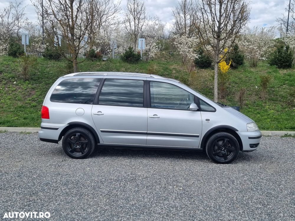 Volkswagen Sharan 1.9 TDI 4Motion Goal - 5
