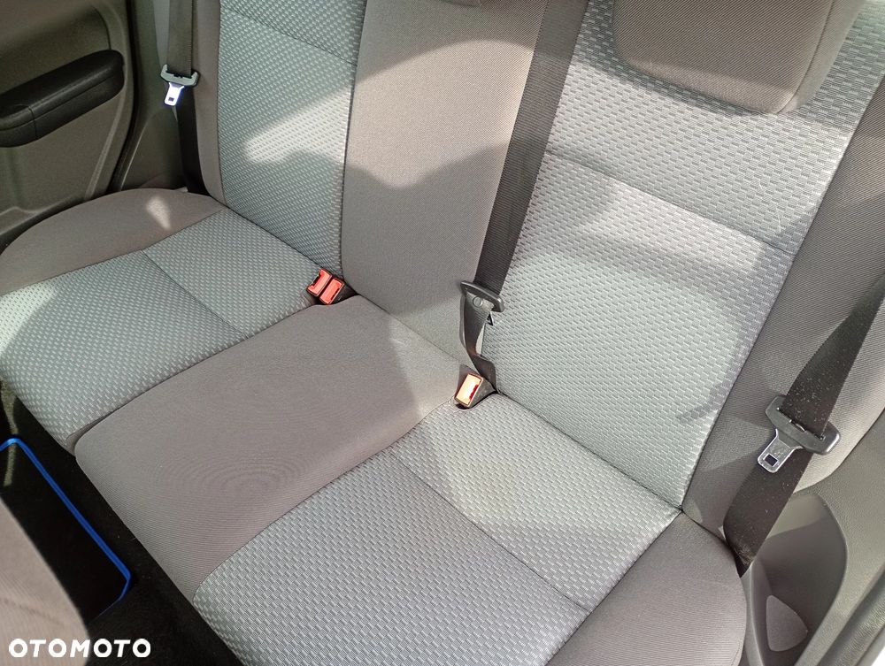 Ford Focus 1.6 Ambiente - 8