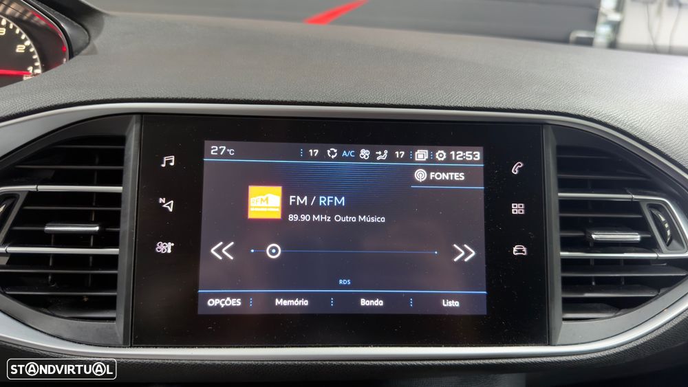 Peugeot 308 PureTech 130 GPF EAT8 Stop & Start Tech Edition - 26
