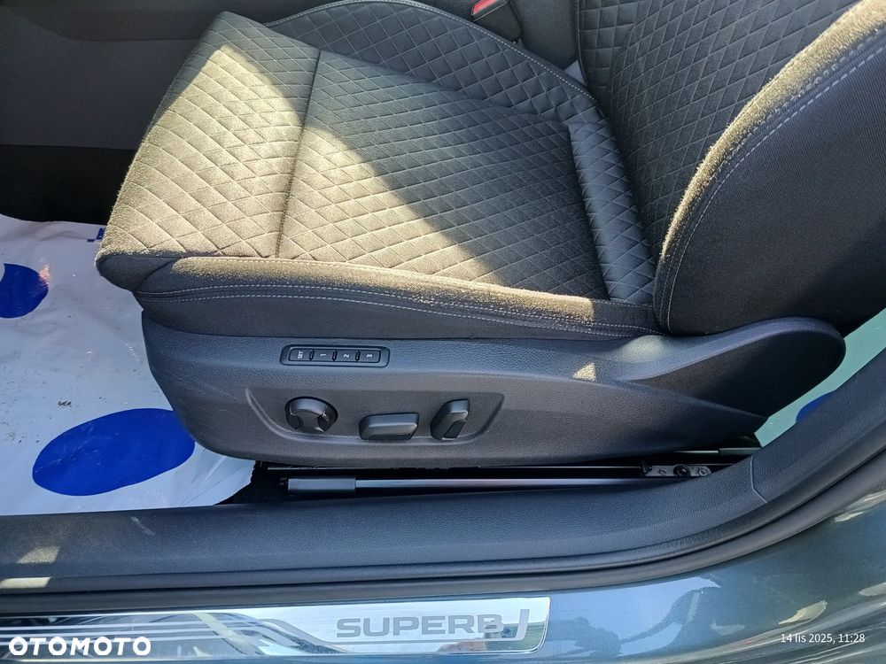 Skoda Superb 2.0 TDI Style DSG7 - 24