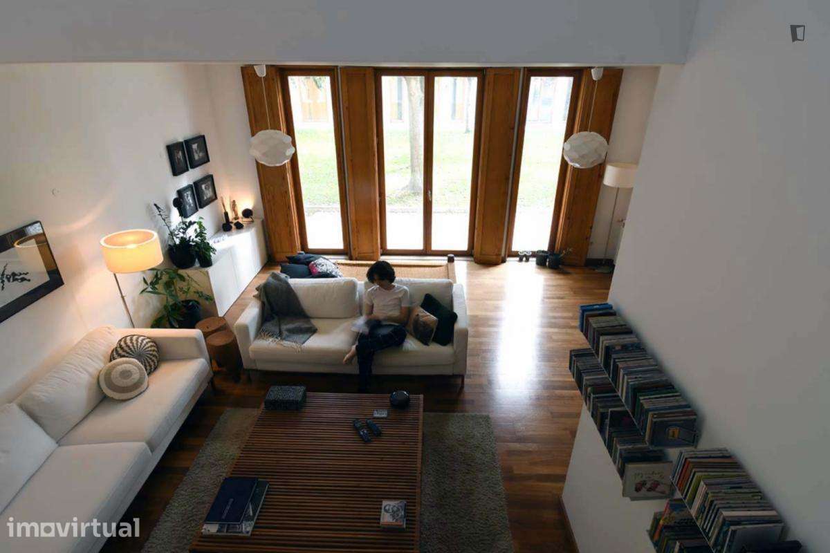 Quarto - localizado em Setubal - Grande imagem: 4/15