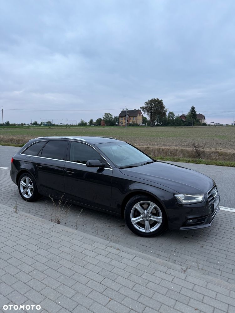 Audi A4 Avant 2014 photo 4