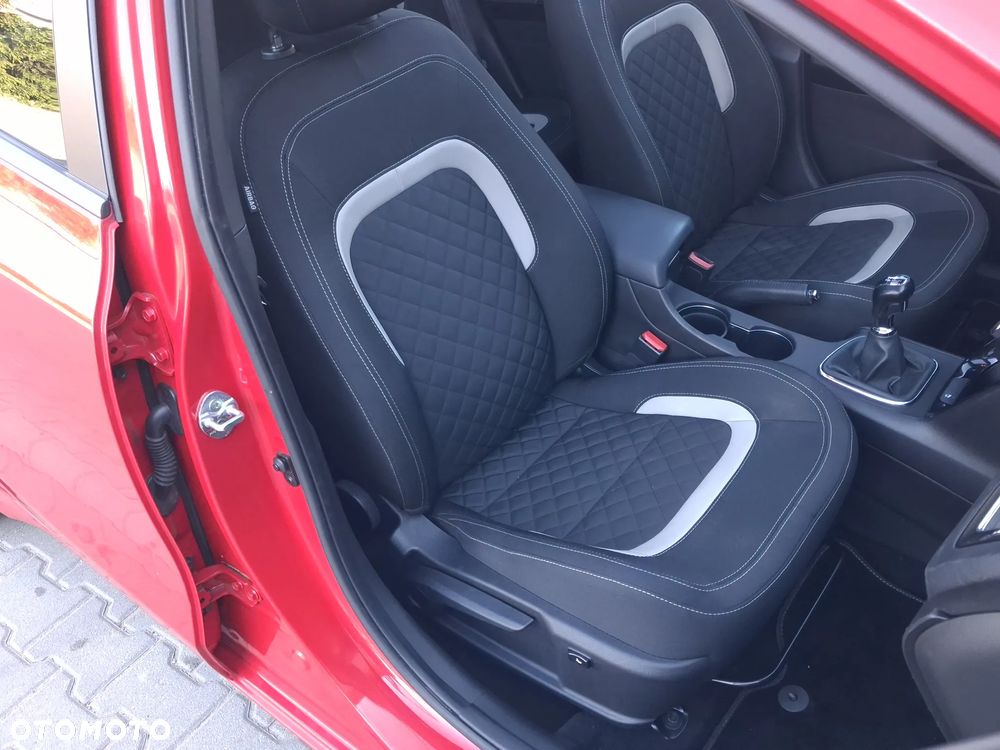 Kia Ceed 1.6 CRDi 136 ISG GT Line - 33