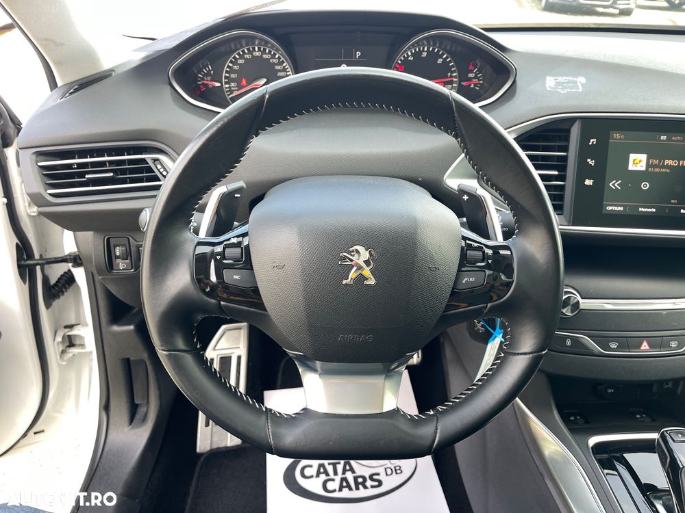 Peugeot 308 BlueHDi FAP 130 EAT6 Stop & Start Allure - 38