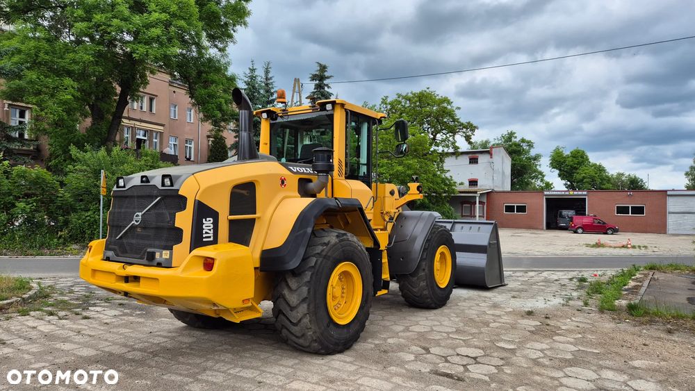 Volvo L 120 G - 6