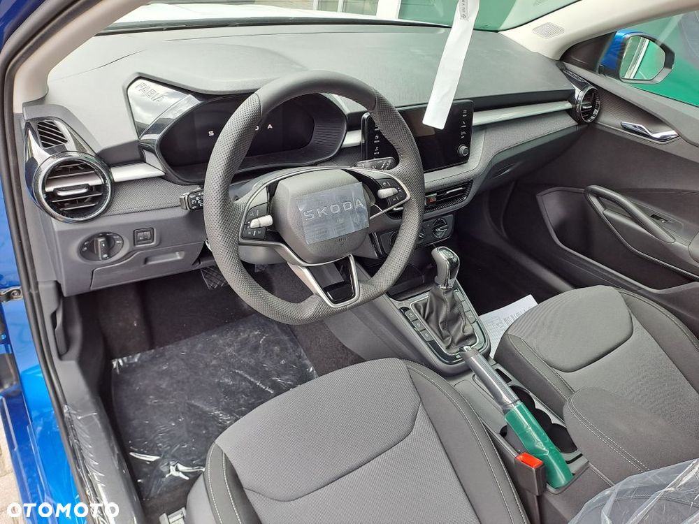 Skoda Fabia 1.0 TSI Drive DSG - 6