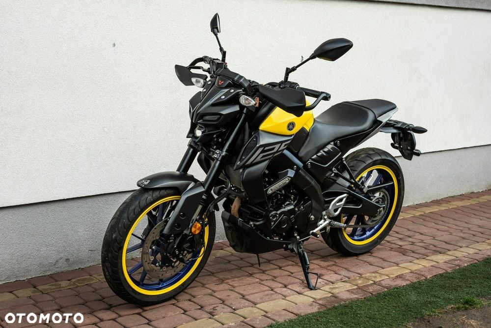 Yamaha MT - 7