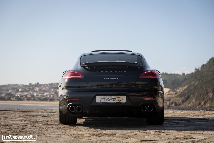 Porsche Panamera 4 Edition PDK - 6