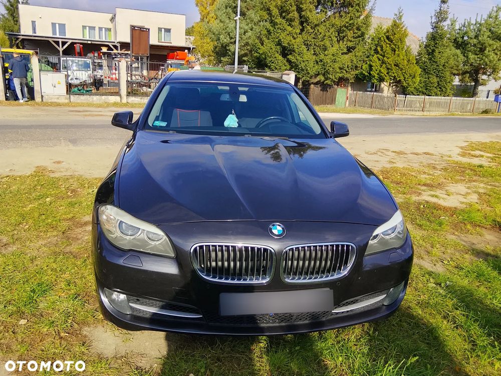 BMW Seria 5 523i - 16
