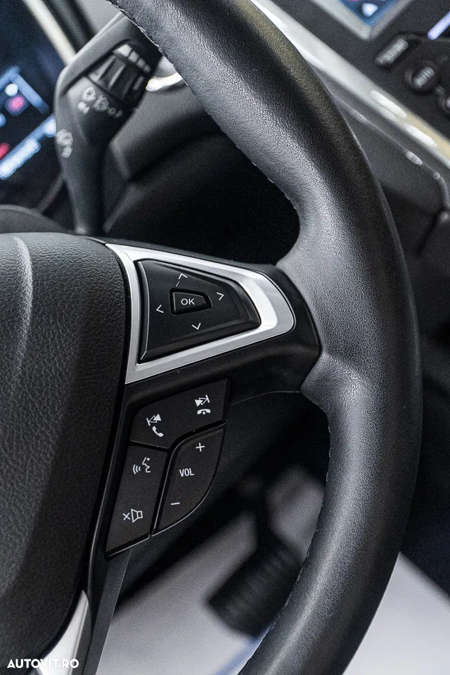 Ford Mondeo 2.0 Ti-VCT Hybrid Titanium - 33