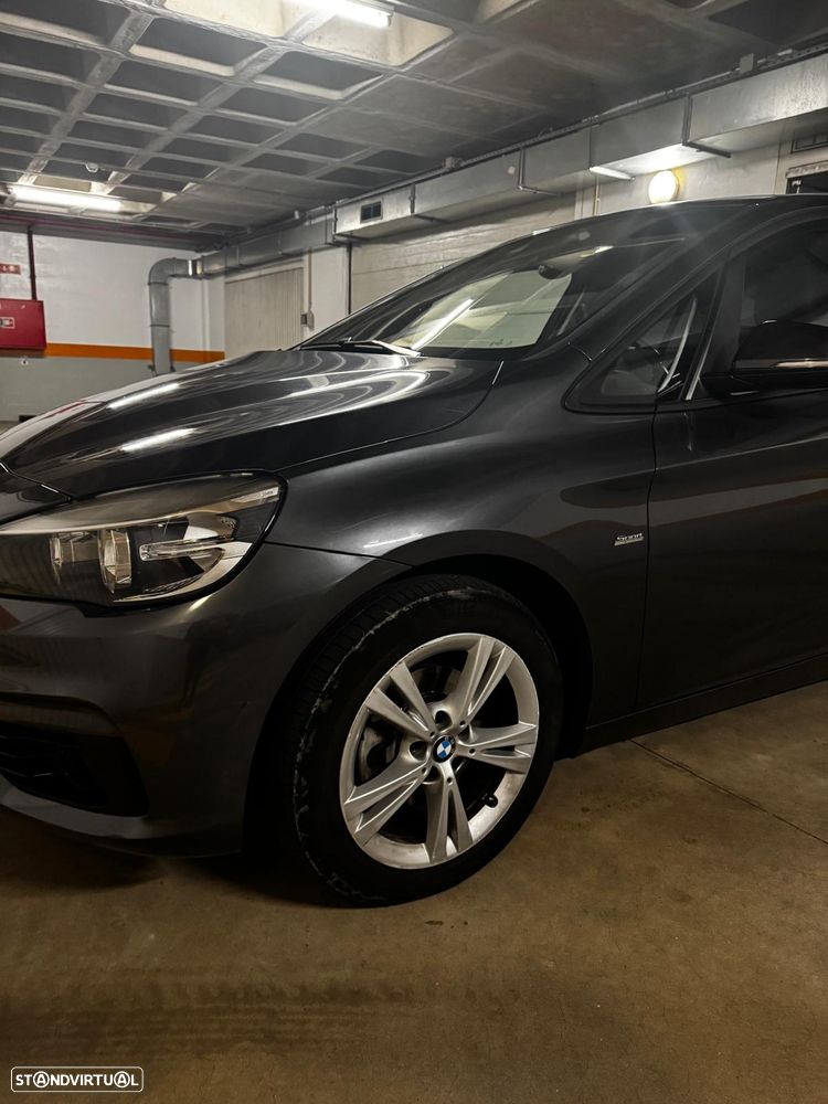 BMW 216 Gran Tourer d - 2