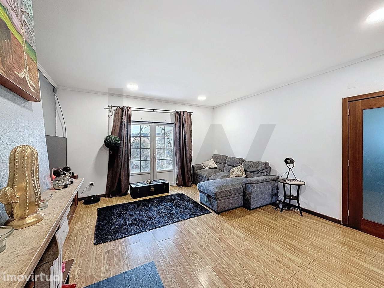 Moradia T4 com Logradouro Amplo em Vale de Santarém - Grande imagem: 5/53