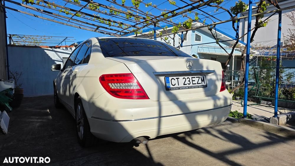 Mercedes-Benz C - 3