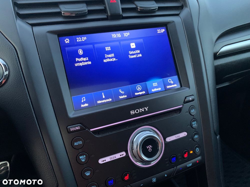 Ford Mondeo 2.0 EcoBoost Titanium - 23