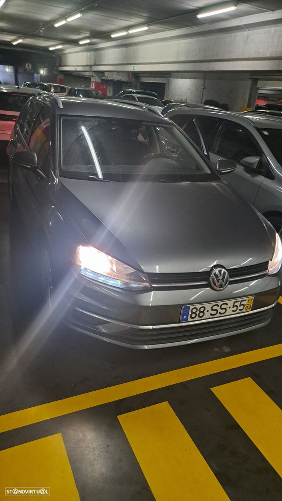 VW Golf Variant 1.6 TDi Confortline - 3