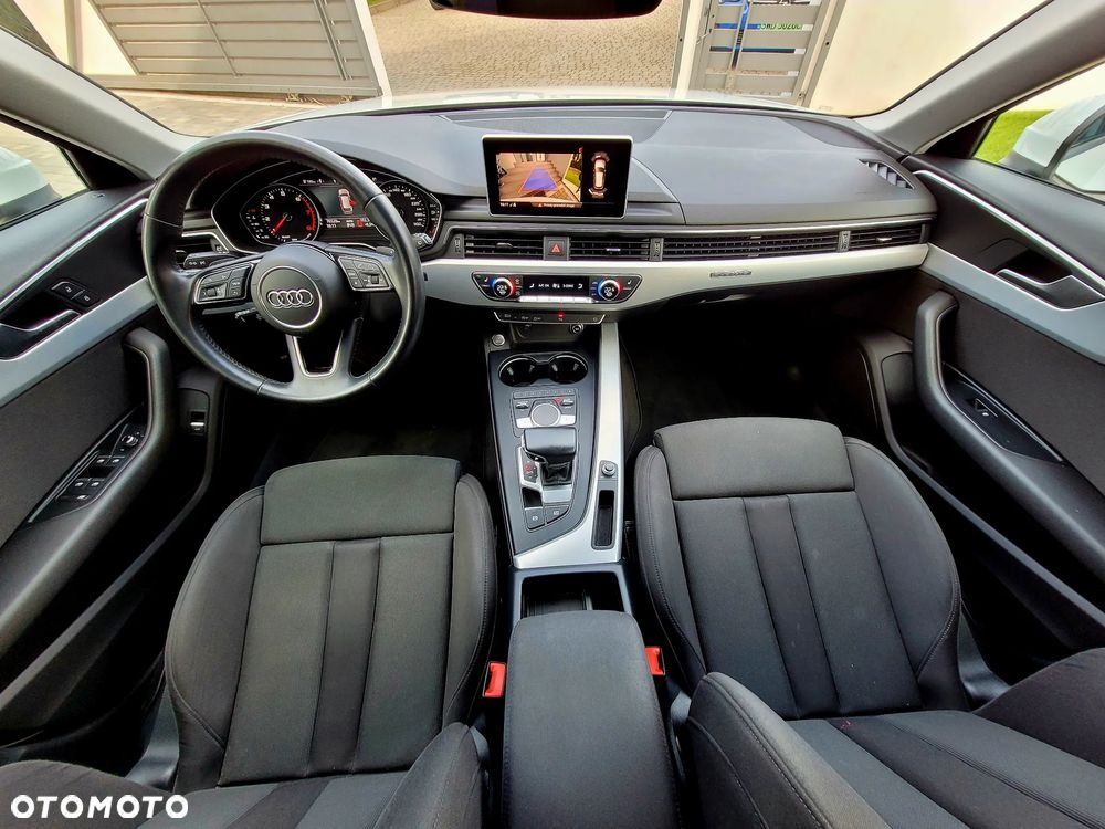 Audi A4 Avant 45 TFSI quattro S tronic - 9